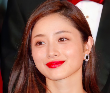 石原さとみ 妊娠 大物と交際して来たのに一般人を選んだ訳とは Maddie S Trend Blog Honey Bun New York